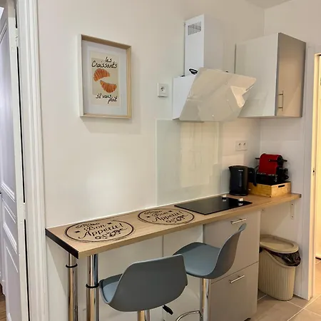 Pigalle Square - Modern Steps Away From Moulin Rouge *