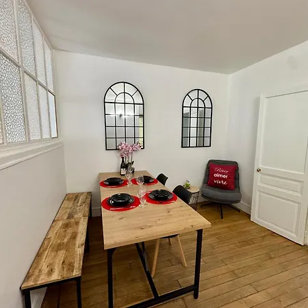 Pigalle Square - Modern Steps Away From Moulin Rouge