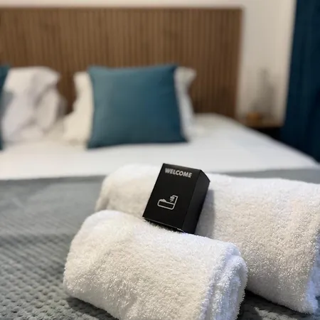 Pigalle Square - Modern Steps Away From Moulin Rouge * Paris