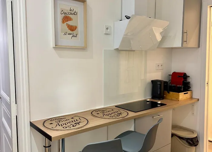 Pigalle Square - Modern Steps Away From Moulin Rouge *