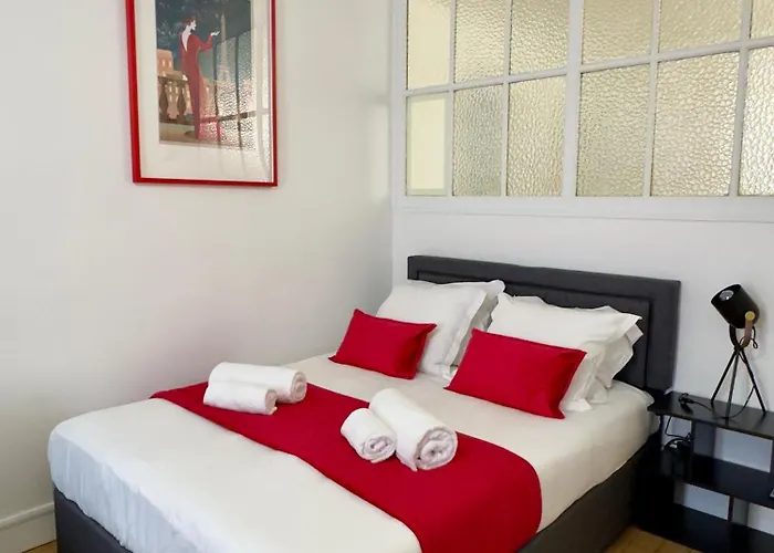 Pigalle Square - Modern Steps Away From Moulin Rouge * باريس