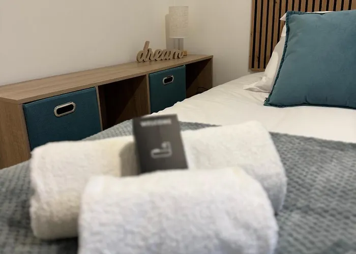 Apartament Pigalle Square - Modern Steps Away From Moulin Rouge *